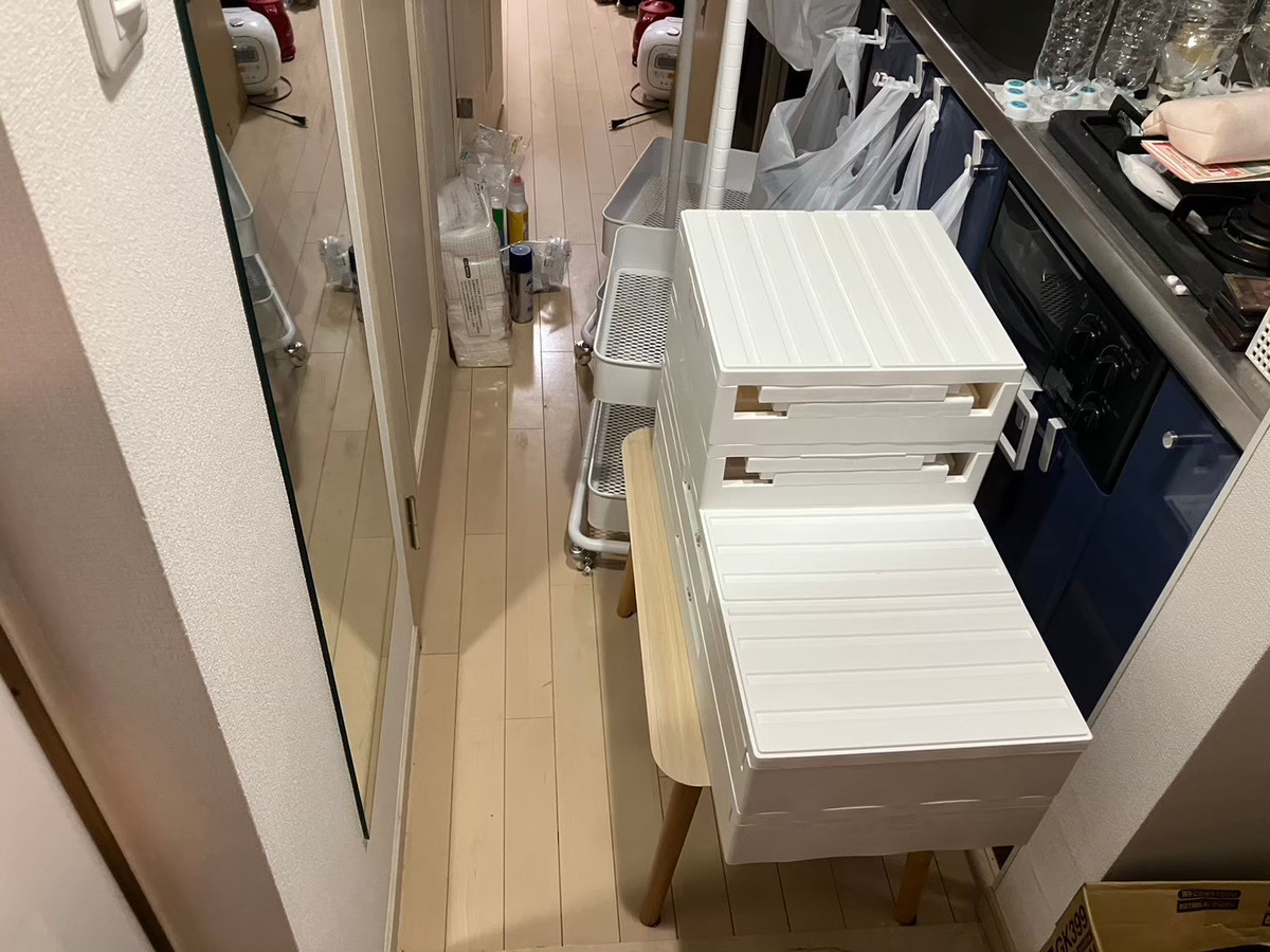 「マンションの引越しに伴う不用品回収！家具などを迅速に整理」作業写真